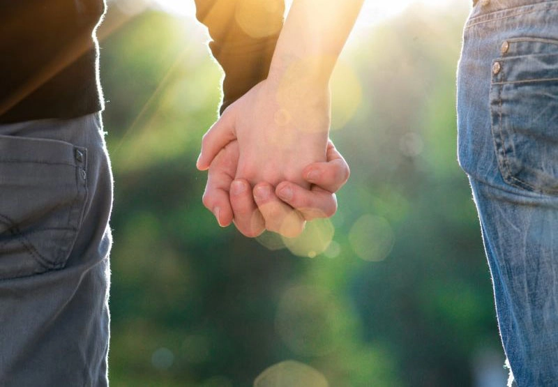 Cách dùng câu nói lái để “ghi điểm” trong tình yêu