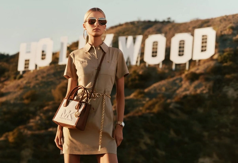Michael Kors luôn giữ nhiệt