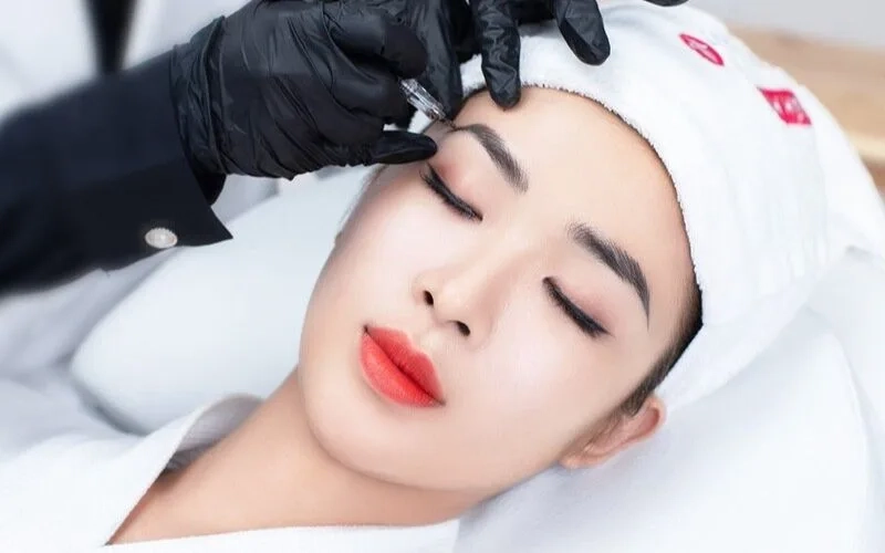 STT về phun xăm mày đầy cảm hứng làm đẹp