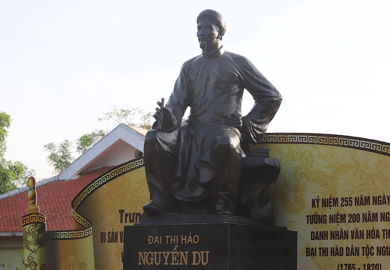 Vì sao thơ Nguyễn Du vẫn “viral” theo cách riêng