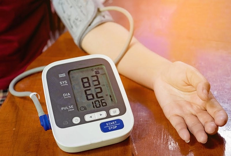 Người mắc bệnh huyết áp thấp có uống được bột tam thất không?