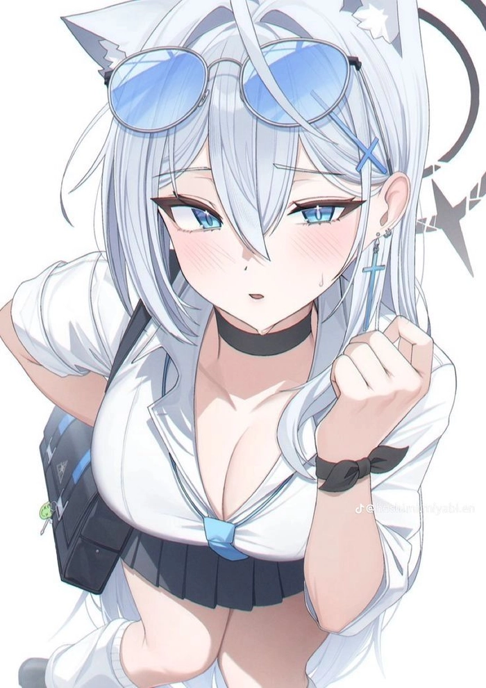 Ảnh Shiroko anime nổi bật.