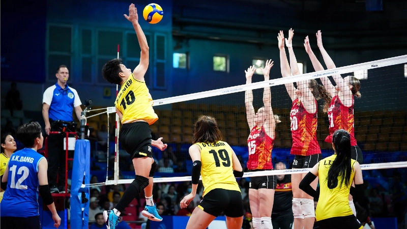 Tác hại của việc chơi bóng chuyền bạn nên biết 