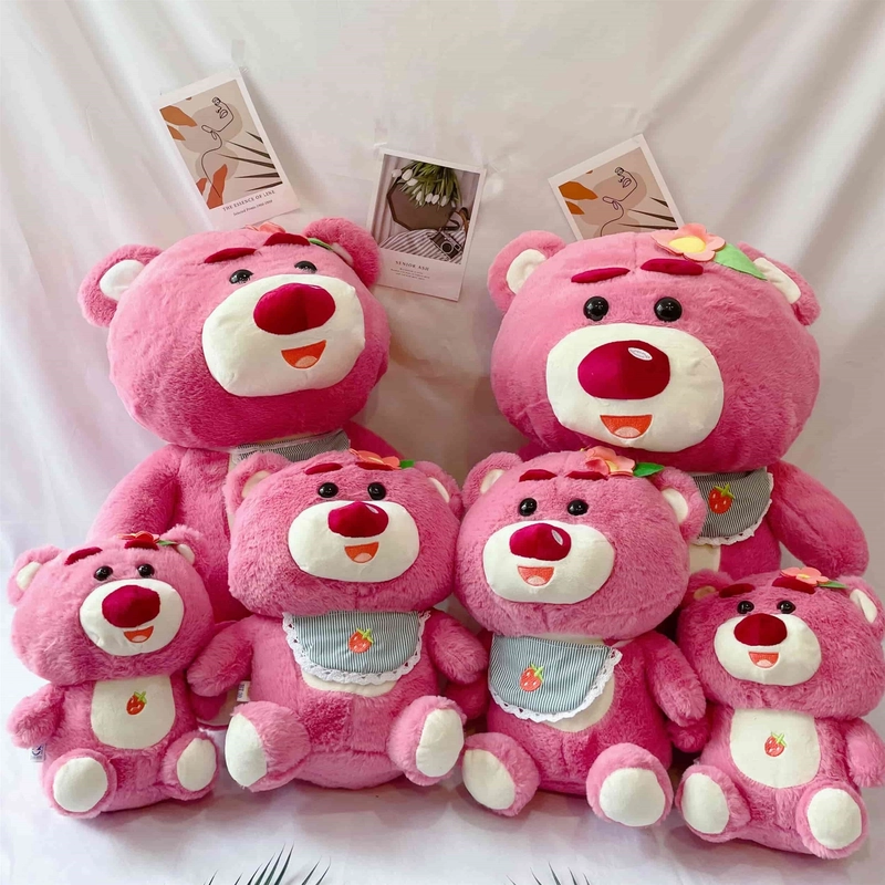 Lotso Huggin Bear là gì? Gấu dâu tây gây sốt 