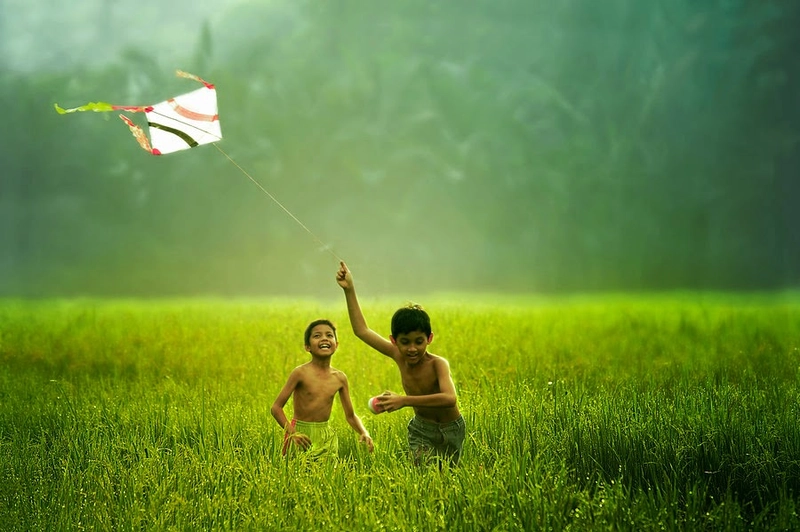 211+ STT Thả Diều Hài Hước Cực Vui Cho Dân Sống Ảo